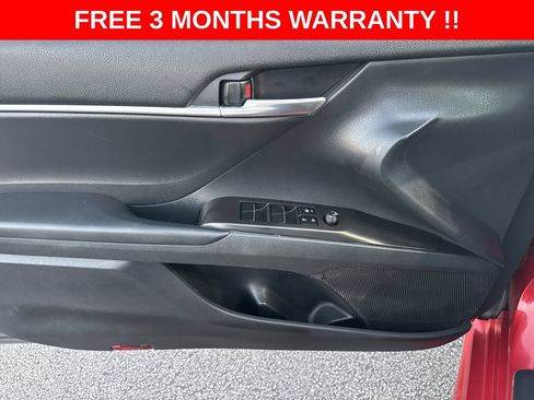 Used 2021 Toyota Camry SE FWD image 12