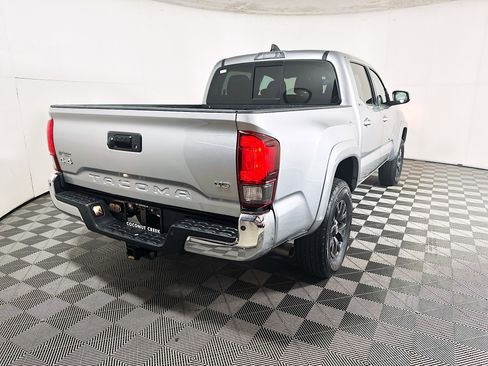 Used 2023 Toyota Tacoma SR5 AWD/4WD image 3