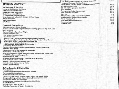 Used 2023 Land Rover Discovery Metropolitan Edition image 2