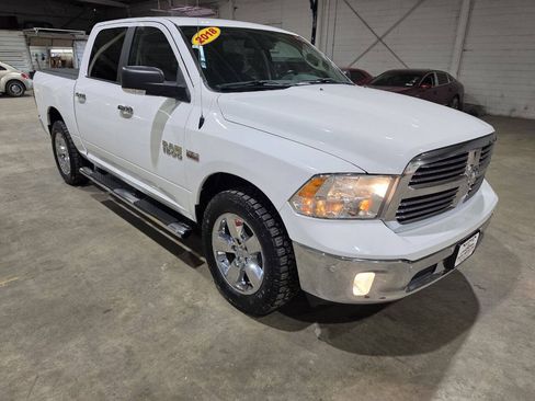 Used 2018 RAM 1500 Big Horn AWD/4WD image 20