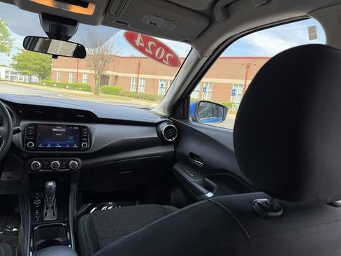 Used 2024 Nissan Kicks SV FWD image 35