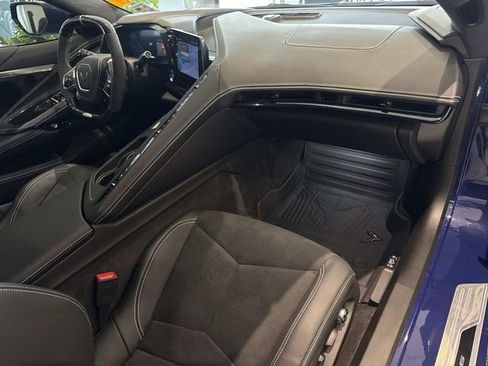 Used 2025 Chevrolet Corvette Z06 w/ Z07 Performance Package image 10