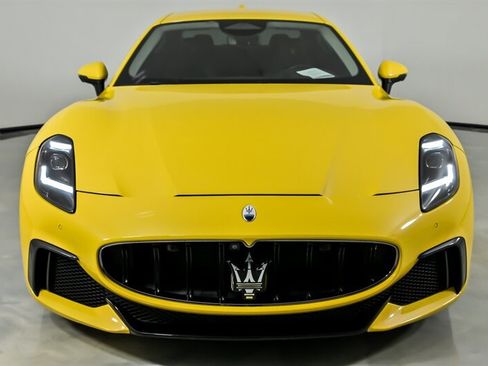 Used 2024 Maserati GranTurismo Trofeo AWD/4WD image 4