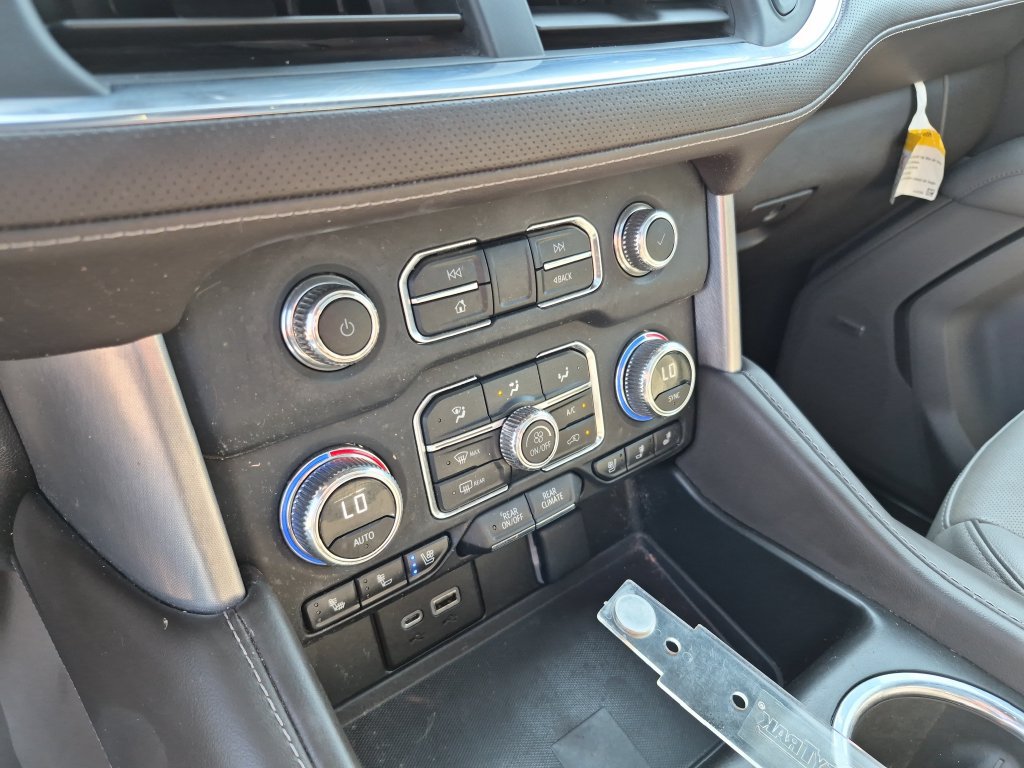 Used 2023 GMC Yukon XL SLT w/ Max Trailering Package AWD/4WD image 24