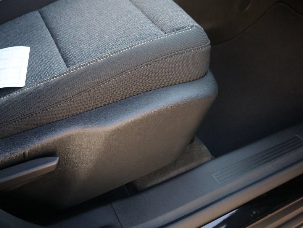 New 2027 GMC Terrain Elevation AWD/4WD image 9