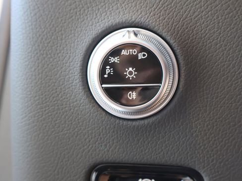 New 2025 Mercedes-Benz GLC 63 AMG S image 21