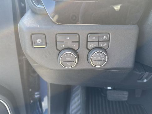 Used 2026 Chevrolet Silverado 2500 LT w/ All Star Edition AWD/4WD image 25