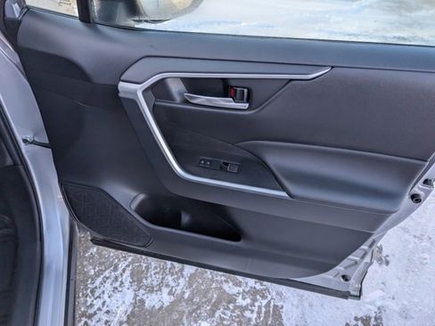 Used 2024 Toyota RAV4 XLE image 32