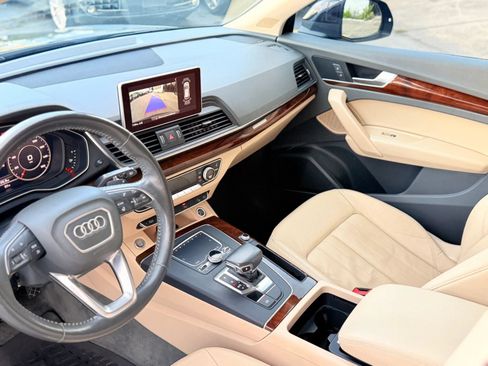 Used 2018 Audi Q5 2.0T Premium Plus w/ Premium Plus Package AWD/4WD image 12