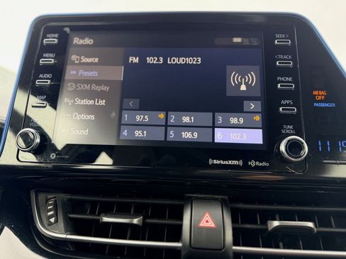 Used 2019 Toyota C-HR XLE image 14