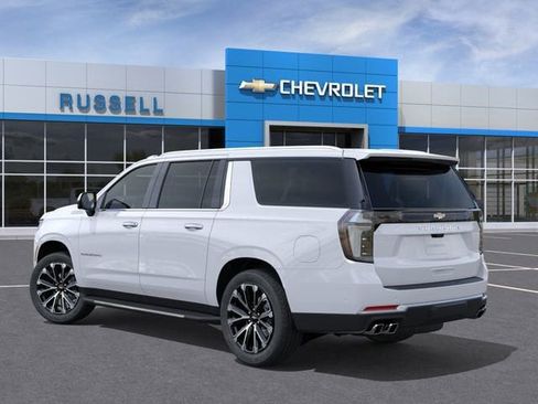New 2026 Chevrolet Suburban High Country AWD/4WD image 3