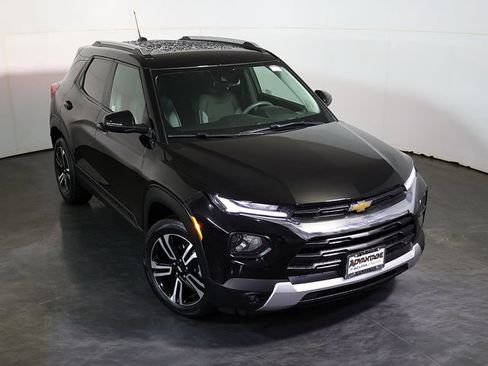 Used 2023 Chevrolet TrailBlazer LT FWD image 8