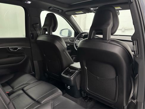 Used 2020 Volvo XC90 T6 Momentum w/ Protection Package Premier AWD/4WD image 21