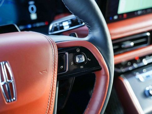 Used 2025 Lincoln Aviator Reserve w/ Jet Appearance Package image 35