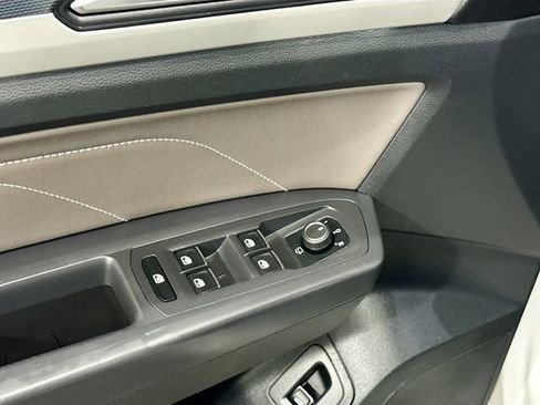 Used 2021 Volkswagen Atlas SEL Premium R-Line image 19