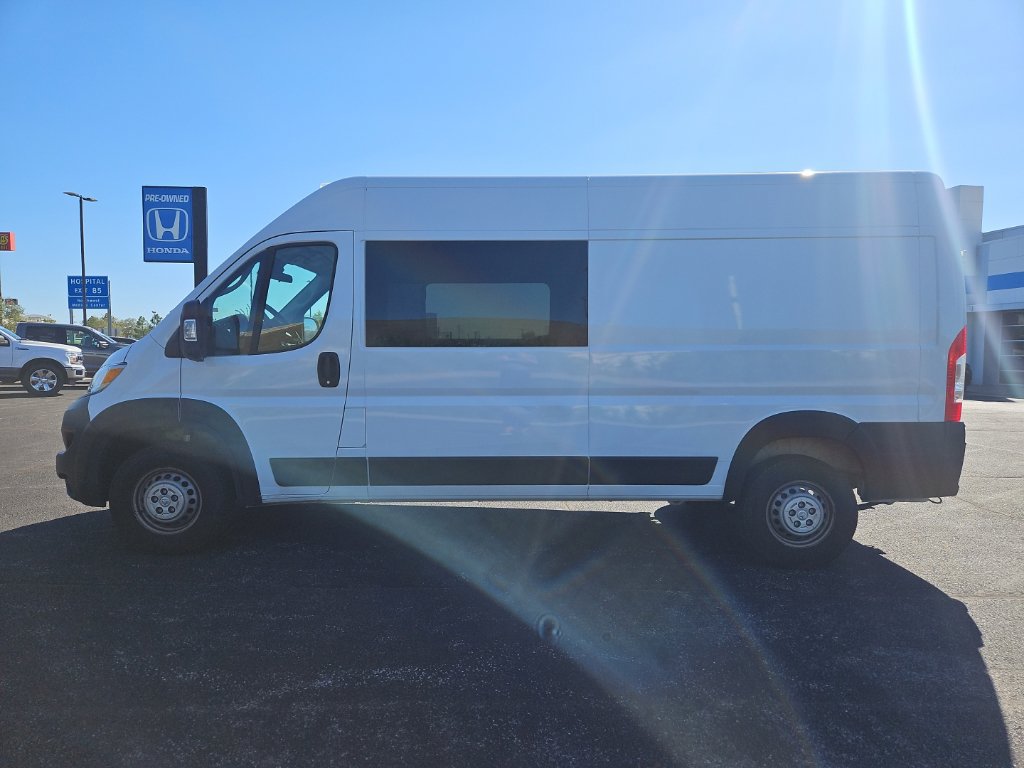 Used 2025 RAM ProMaster 3500 w/ Crew Van Package FWD image 2