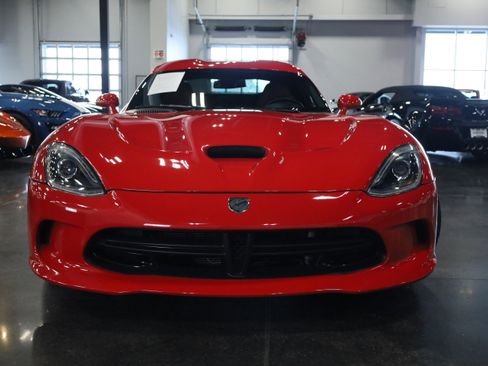 Used 2015 Dodge Viper SRT w/ Quick Order Package 22J GT image 2