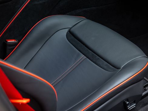 Certified 2022 Ferrari Roma image 46