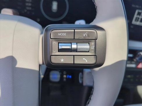 Used 2026 Hyundai Palisade Calligraphy FWD image 13
