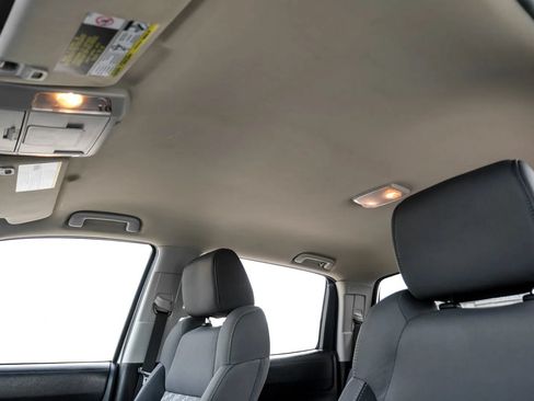Used 2019 Toyota Tundra SR5 RWD image 29