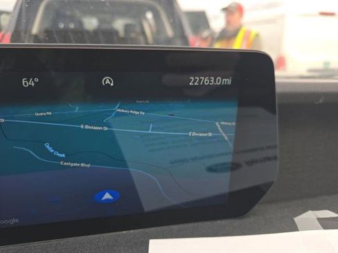 Used 2025 Ford Expedition Active image 4