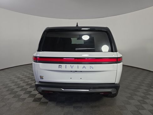 Used 2024 Rivian R1S Adventure AWD/4WD image 4