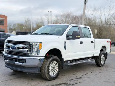 Used 2017 Ford F250 XL w/ STX Appearance Package image 2