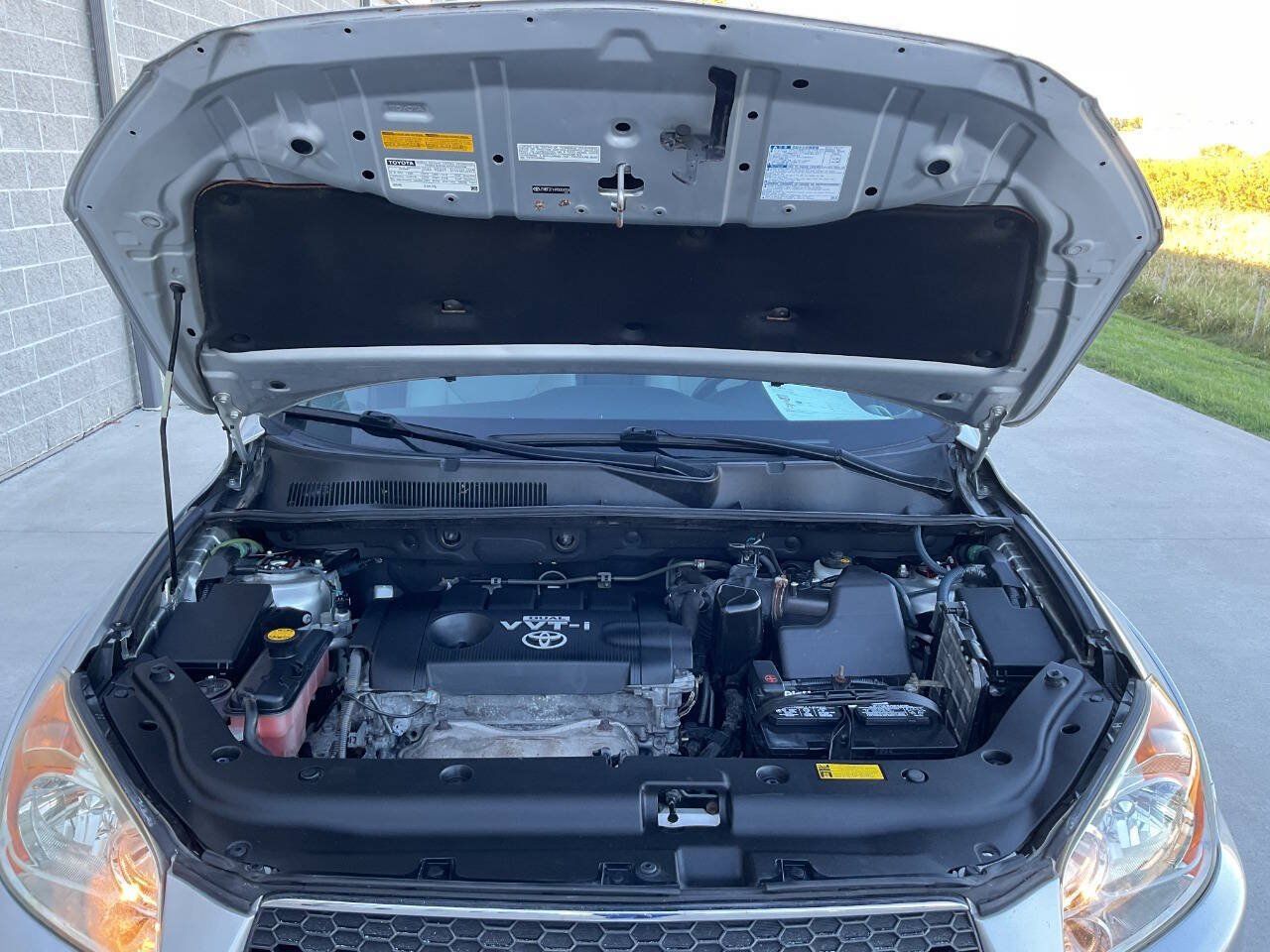 Used 2009 Toyota RAV4 Limited w/ Limited Extra Value Pkg AWD/4WD image 43