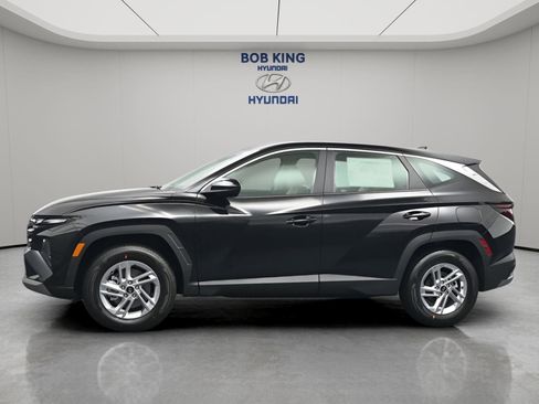 New 2026 Hyundai Tucson SE AWD/4WD image 3