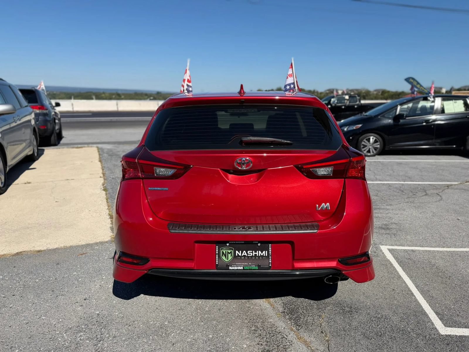 Used 2017 Toyota Corolla iM w/ All-Weather Mat Package FWD image 4