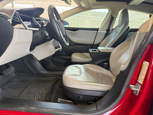 Used 2014 Tesla Model S RWD image 12
