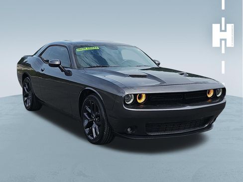 Used 2019 Dodge Challenger SXT w/ Blacktop Package RWD image 1