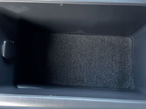 Used 2025 Toyota Camry LE image 30