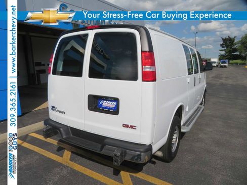 Used 2023 GMC Savana 2500 w/ Driver Convenience Package image 5