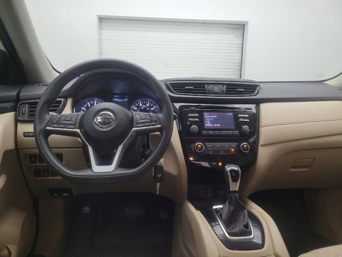 Used 2017 Nissan Rogue S w/ S Appearance Package AWD/4WD image 22