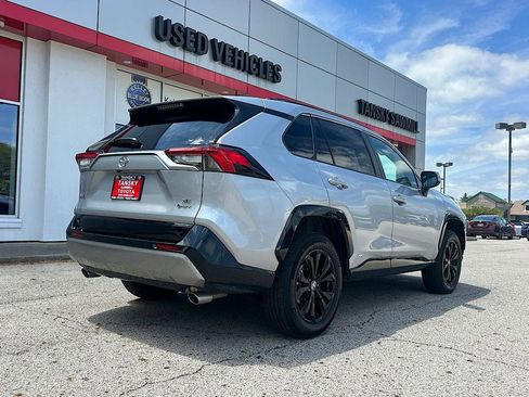 Certified 2025 Toyota RAV4 SE AWD/4WD image 5