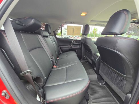 Used 2024 Toyota 4Runner TRD Off-Road Premium w/ Off Road Premium Plus Package AWD/4WD image 12