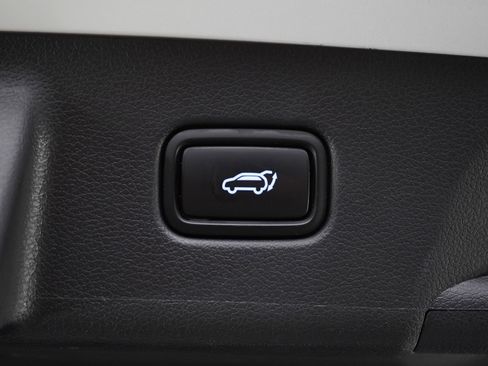 Used 2022 Hyundai Palisade Calligraphy image 18