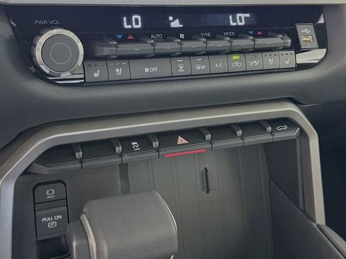 New 2026 Toyota Tundra Limited image 19