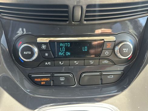 Used 2015 Ford Escape Titanium AWD/4WD image 29