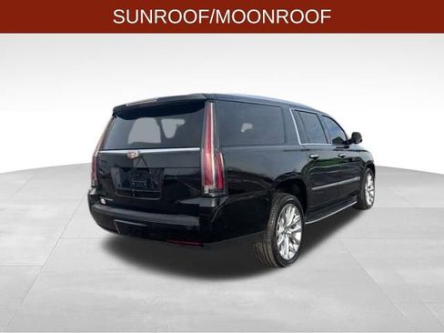 Used 2019 Cadillac Escalade ESV Luxury image 7
