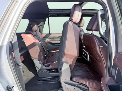 Used 2023 Ford Expedition Max Limited image 48