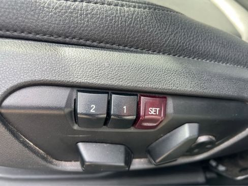 Used 2018 BMW X1 sDrive28i image 11