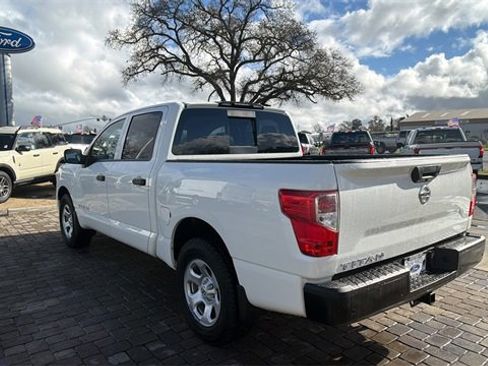 Used 2021 Nissan Titan S w/ S Utility Package image 5