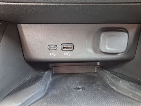 Used 2025 Buick Envista Sport Touring w/ Convenience I Package image 6