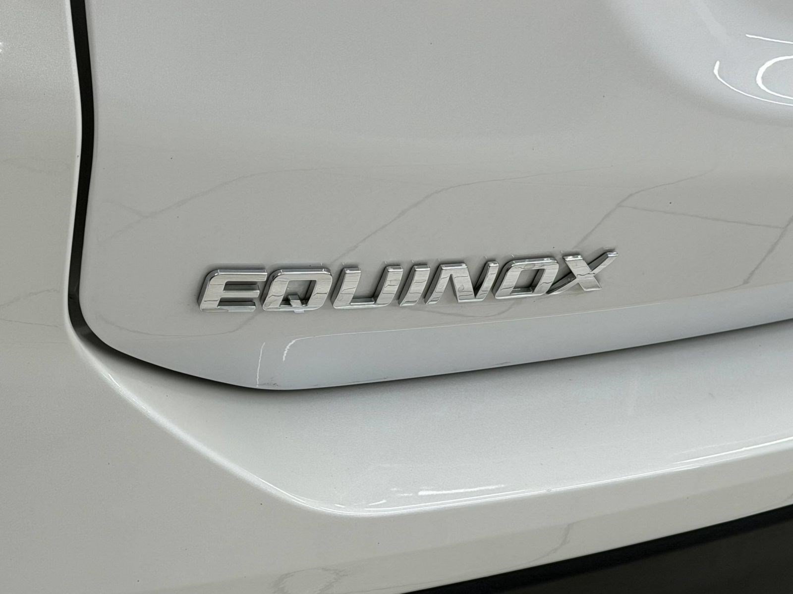 Used 2024 Chevrolet Equinox Premier AWD/4WD image 35