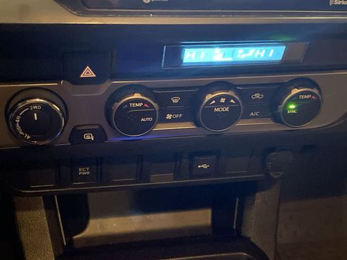 Certified 2023 Toyota Tacoma SR image 19