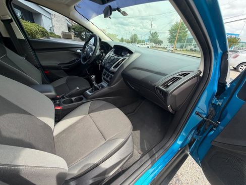 Used 2014 Ford Focus SE FWD image 41