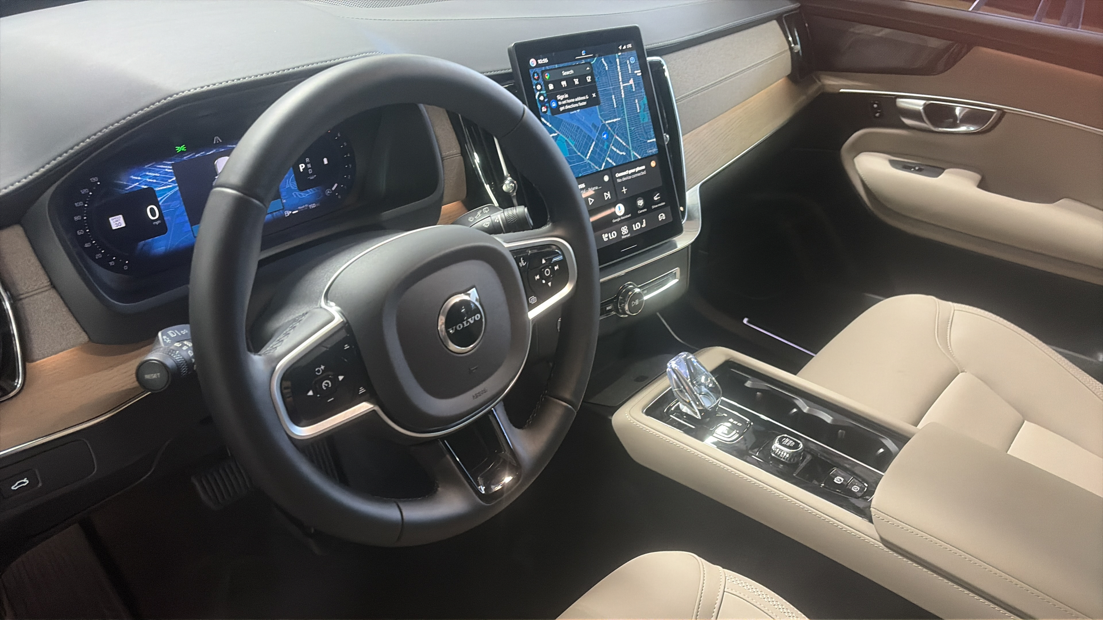 Used 2026 Volvo XC90 B6 Plus AWD/4WD image 17