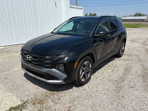 Used 2025 Hyundai Tucson SEL FWD image 7